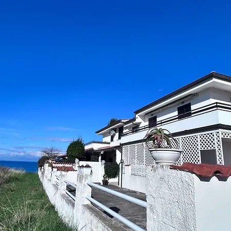 The Vadi House Apartamento Briatico